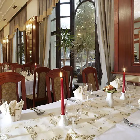 Excelsior Hotel