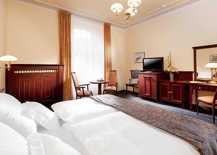 Excelsior Hotell 4*